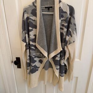 Banana Republic Camo Print Batwing Waterfall Cardigan Sz Medium